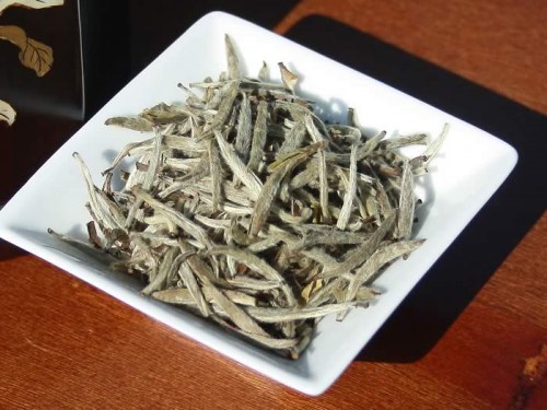 aged white tea silver needle 2012